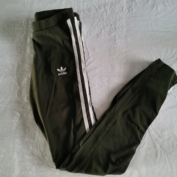 Adidas Khaki Green Cropped Leggings Size xs - Picture 1 of 8